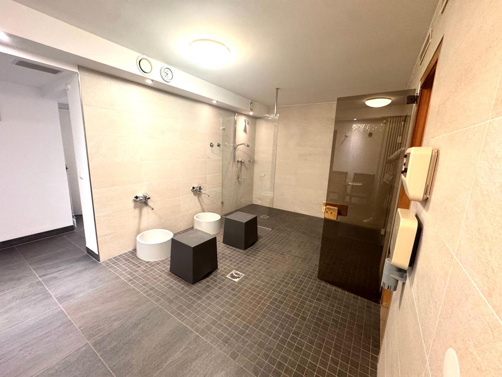 אנדינגן Kirchers Park & Wellnesshotel Kaiserstuhl Garni מראה חיצוני תמונה
