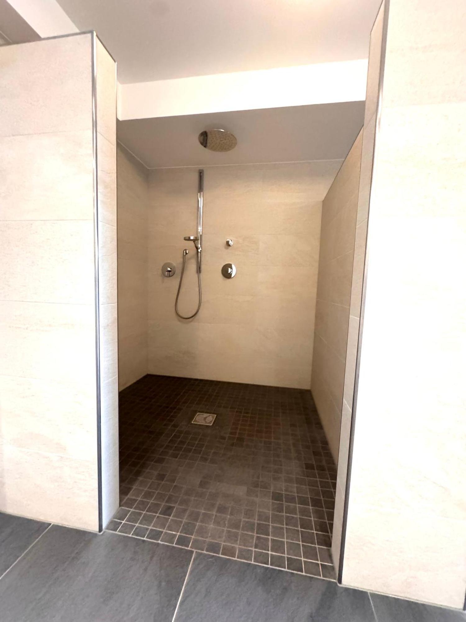 אנדינגן Kirchers Park & Wellnesshotel Kaiserstuhl Garni מראה חיצוני תמונה