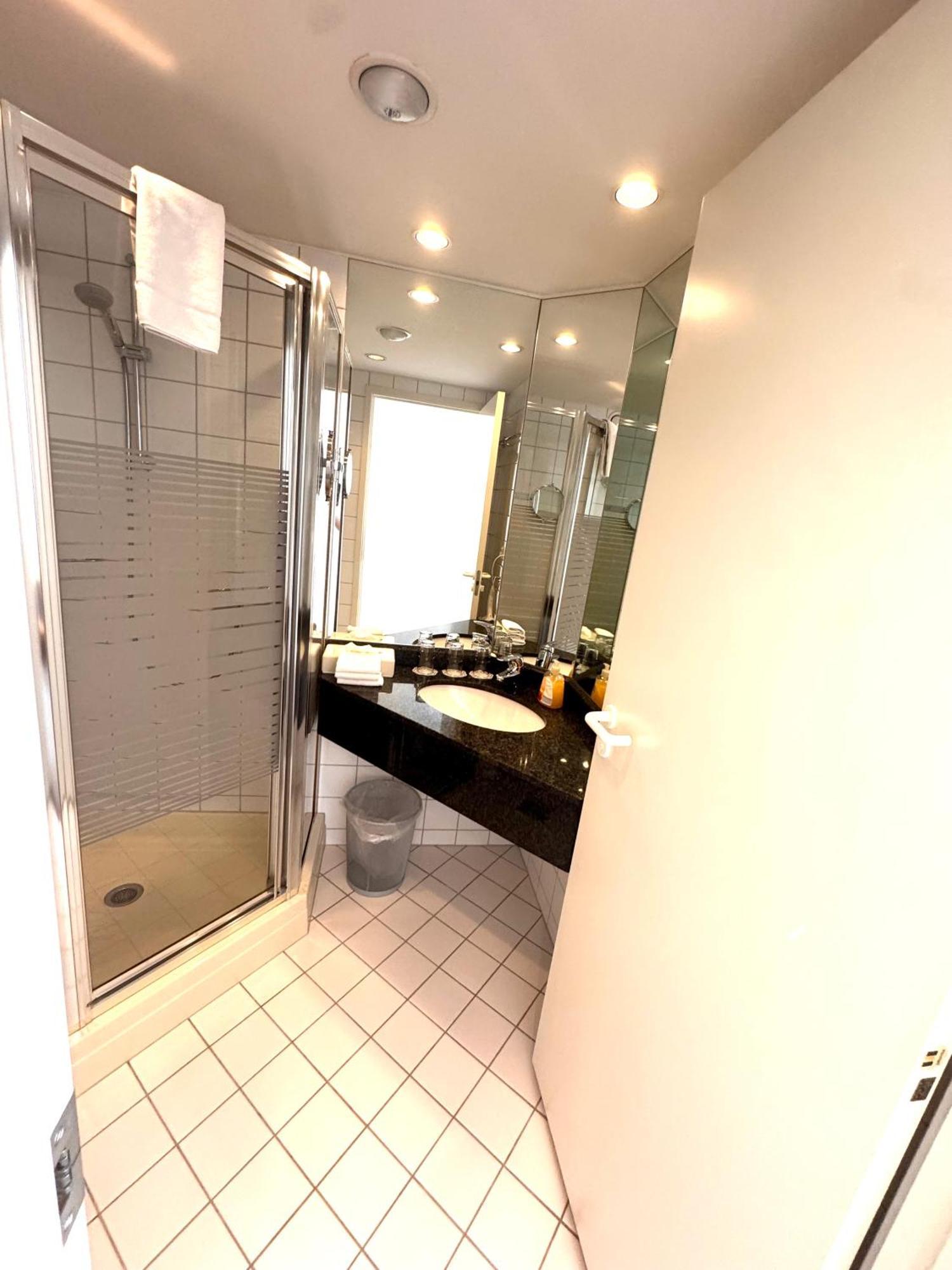 אנדינגן Kirchers Park & Wellnesshotel Kaiserstuhl Garni מראה חיצוני תמונה