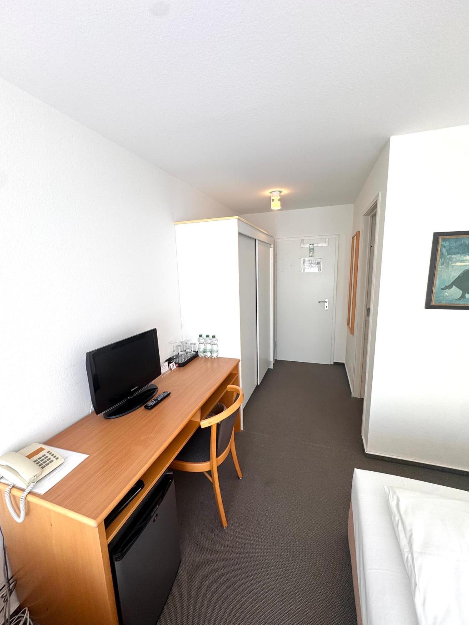 אנדינגן Kirchers Park & Wellnesshotel Kaiserstuhl Garni מראה חיצוני תמונה