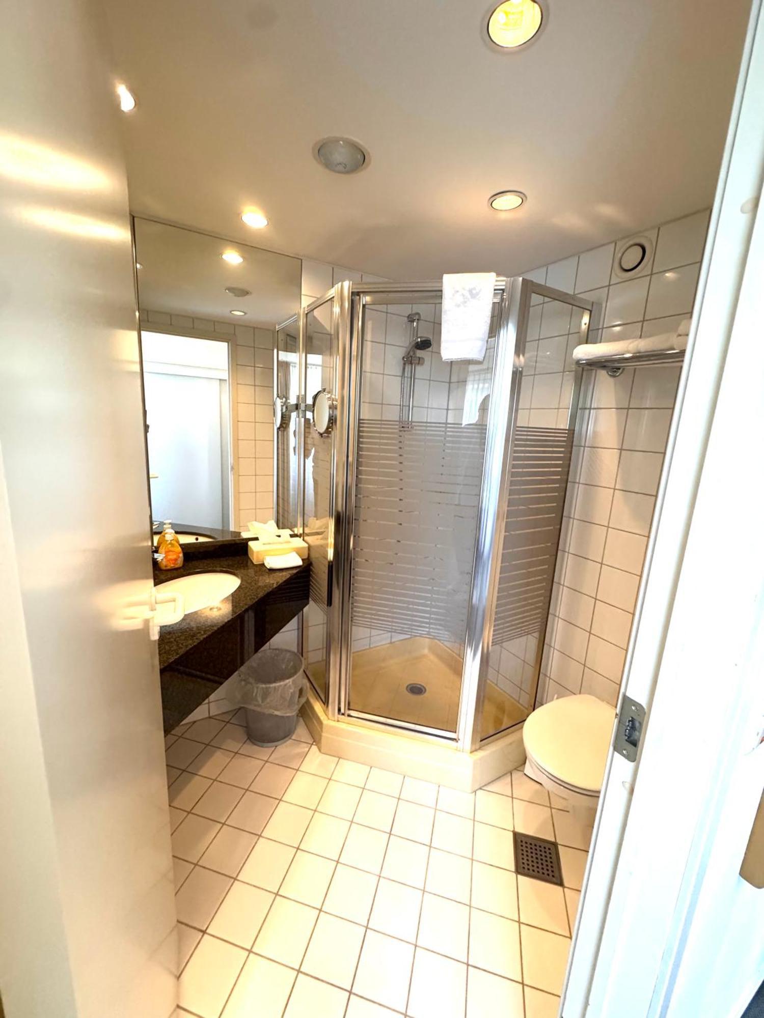 אנדינגן Kirchers Park & Wellnesshotel Kaiserstuhl Garni מראה חיצוני תמונה