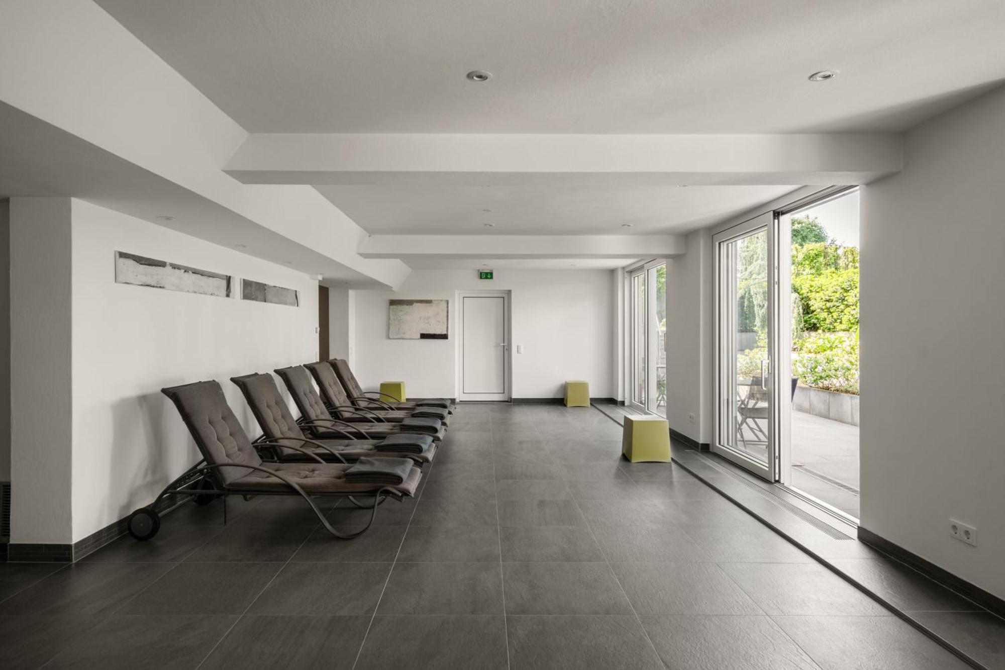אנדינגן Kirchers Park & Wellnesshotel Kaiserstuhl Garni מראה חיצוני תמונה